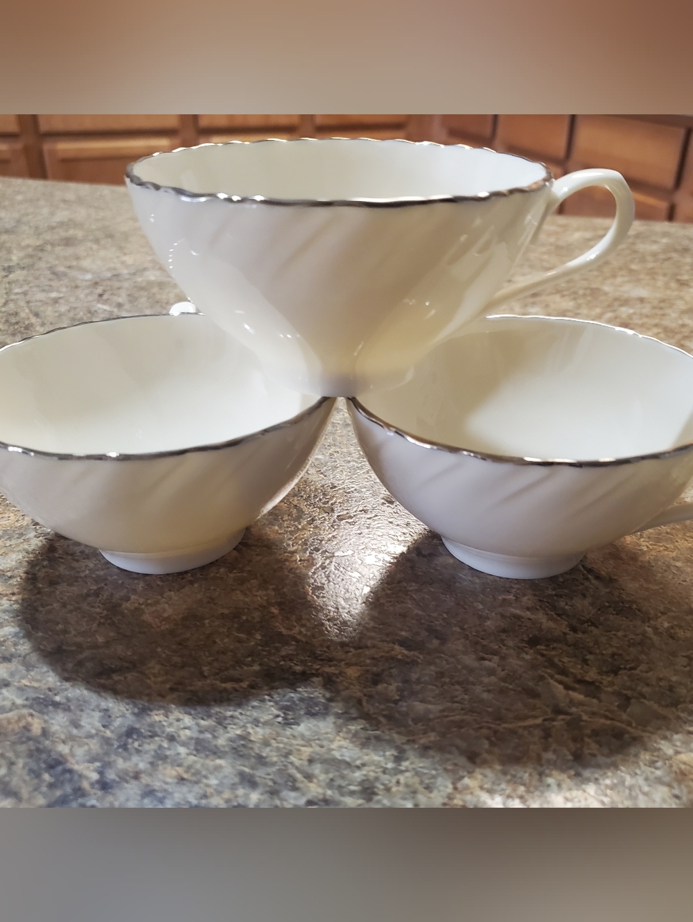LENOX WEATHERLY IVORY SET OF 3 TEA CUPS. EMBOSSED SWIRL PLATINUM SILVER TRIM